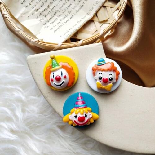 Lovely Cartoon Mix Color Wooden Circus Clown Earrings for Women Girls Colorful Geometric Fashion Fuuny Studs Earrings Brincos