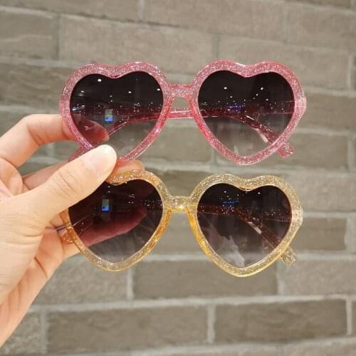 2021 New Kids Heart Glasses Children Sunglasses Fashion Boys Girls Plastic Eyeglasses Baby Cute Cartoon Sun Glasses Uv400