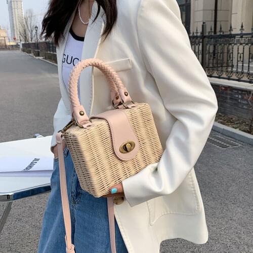 High-quality Shoulder Bag Woven Bag Beach Straw Woven Bag Messenger Rattan Bag 2021 New Trendy Portable Small Fresh Female Bag