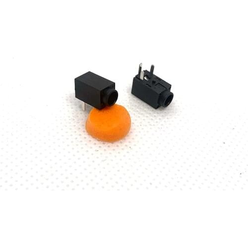 Free 10pcs 2.5mm Audio jack PJ-210 Short Head Horizontal Plug-in PJ210 3pin DIP Stereo Audio master Evironmental Protection RHOS