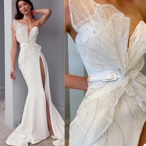 White Sexy Strapless Wedding Dresses Sweetheart Satin Bridal Gowns Sweep Length Butterfly Appliques Marriage Formal
