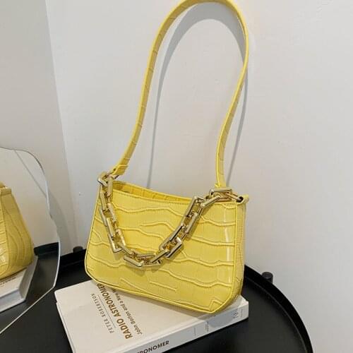 Womens shoulder bag 2021 new pu texture retro underarm bag thick chain portable baguette bag