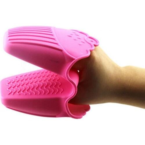 1 Pair Soft Silicone Anti-scalding Non-slip Hand Clamps Oven Pot Gloves Kitchen Tool