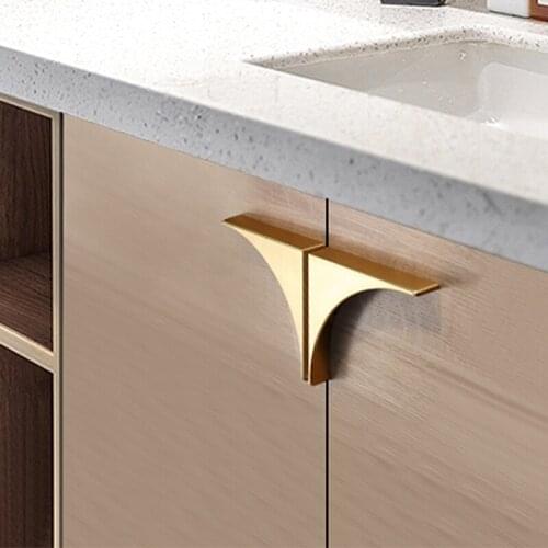 1 piece DIY Creative Zinc alloy Door knob European Antique Furniture Handles Drawer Pulls Kitchen Cabinet gold Knobs and Handles