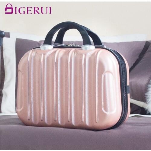 FLYING BIRDS Beauty Cases