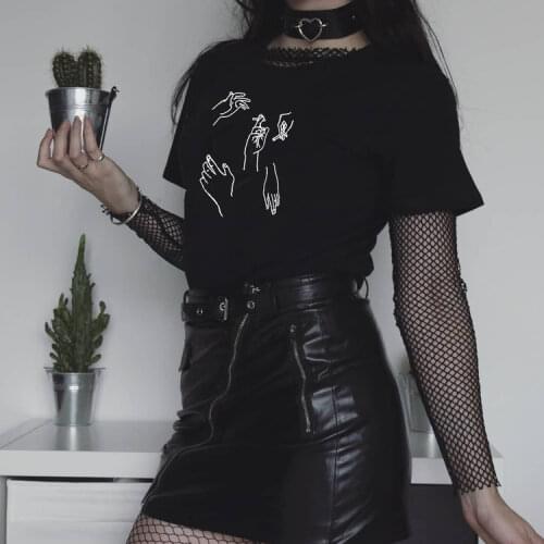 Way To Hold Cigarettes Tumblr T-shirt 90s Girls Aesthetic Grunge Graphic Shirt Tops Summer Fashion Hipster Tshirts Clothes