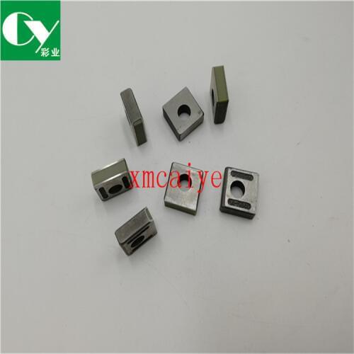 Gripper pad For Roland 600 05A-5840 Roland Printer Spare Parts 17*16.5*6mm