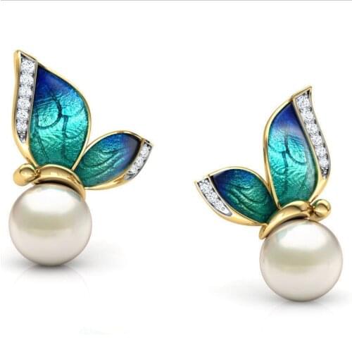 Butterfly Design Earring Insect Pattern Pearl Accessories For Woman Push Back Ear Stuff Wedding Engagement Dress Up Jewelry Gift