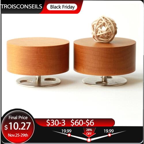 9cm Beech Clockwork Rotation Round Base Musical Boxes Wooden Music Box Wood Crafts Retro Christmas Gift Vintage Home Decoration