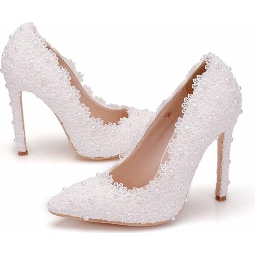 Crystal Queen Sweet Flower Women Pumps High Heels Lace Platform Pearls Wedding Shoes Bride Dress Shoes 11cm Height Eveing Pumps