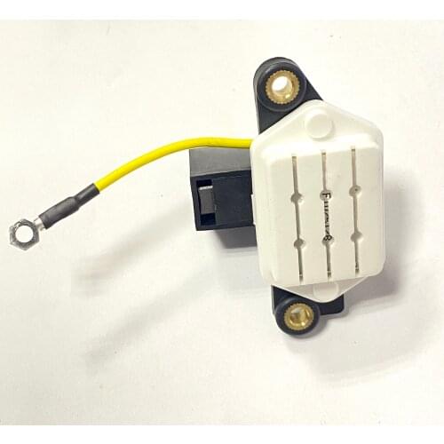 For Daewoo Auman Weichai for Patelai generator regulator with carbon brush 28V