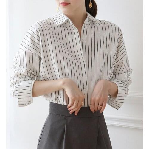 Korean Striped Shirts Female 2021 Women Tops and Blouses Elegant Fashion V-Neck White Button Up Shirt Long Sleeve Simple 1038