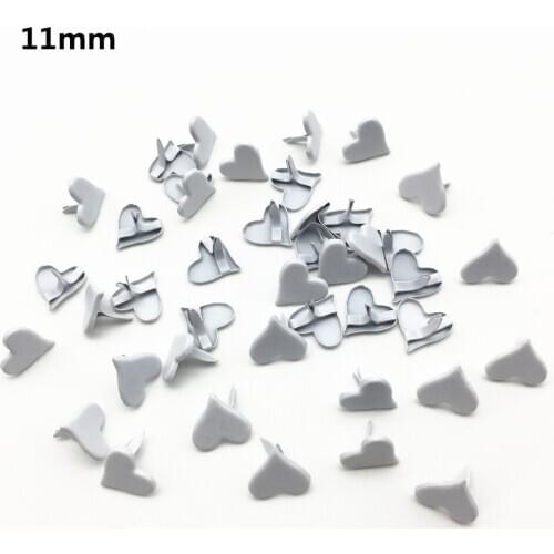 100pcs 11mm Mini Iron Heart Brads For Stamping Embellishment Scrapbooking DIY Crafts Red White 2 Colors