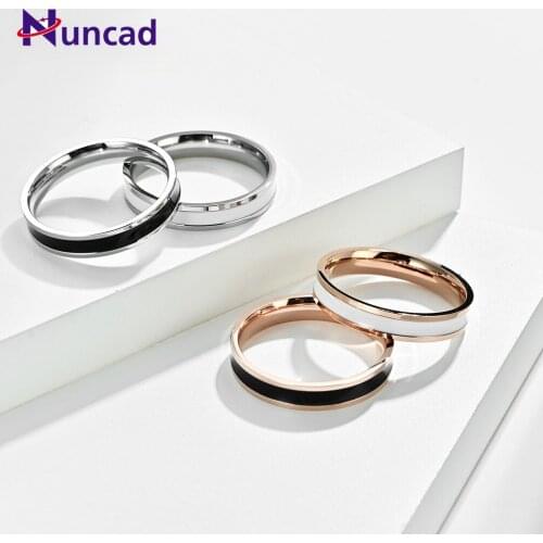 Black and White Plastic Unisex Couple Titanium Steel Ring Men Women Wedding Engagement Proposal Hand Ornaments