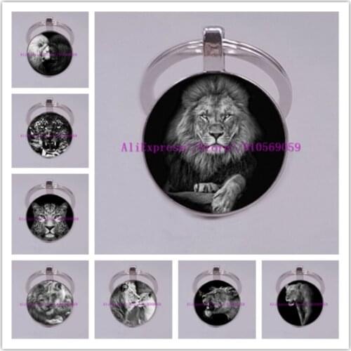 Personality Domineering Jungle King Lion Fashion Key Ring , White and Black Lion Key Ring,Wild Animal Art Photo Glass Key Chain