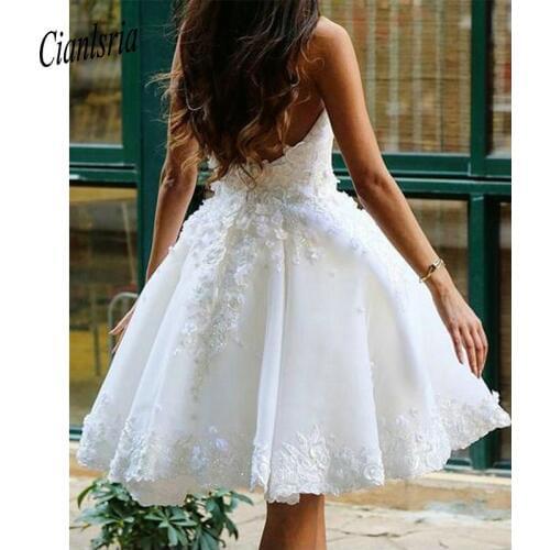 White Short Cocktail Homecoming Dresses 2020 Vintage Long Sleeve A Line Applique Beaded Dress Prom Gowns