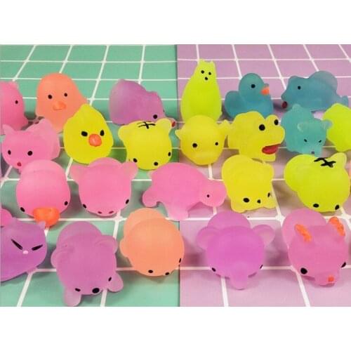 1pcs Glow-in-the-night pinching seal ball glow-in-the-night pinching small animal ball pinching stress relief toy