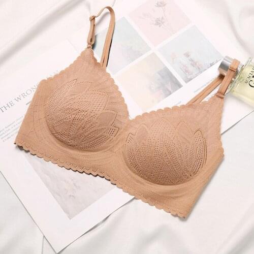 Womens Seamless Bra Sexy No Steel Ring Thin Shoulder Straps Adjustable Sleep Underwear Female Students Breathable Thin Section