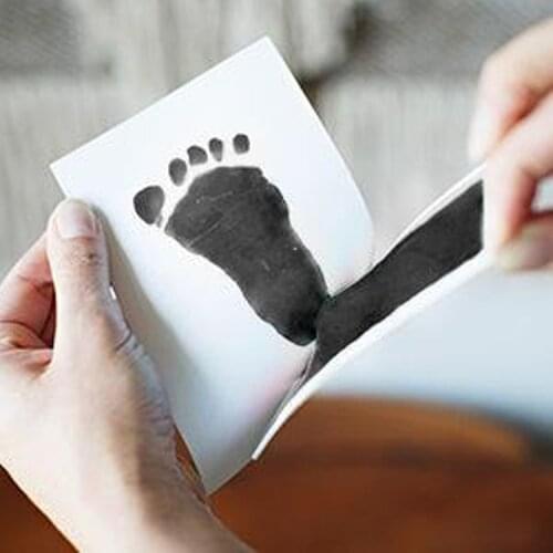Safe Non-toxic Baby Footprints Handprint No Touch Skin Inkless Ink Pads Kits for 0-99 Months Newborn Pet Dog Paw Prints Souvenir