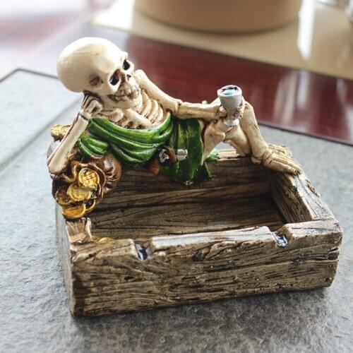NEWYEARNEW Retro Ashtrays Creative Luck Skull Cigarettes Ash Trays Car Decoration Home Business Boyfriend Gift