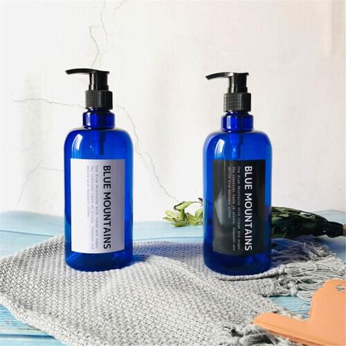 500ml Bath Liquid Storage Bottle Ins Chic Cosmetic Lotion Sub-bottle Travel Portable Blue Plastic Bottles Sticker Randomly