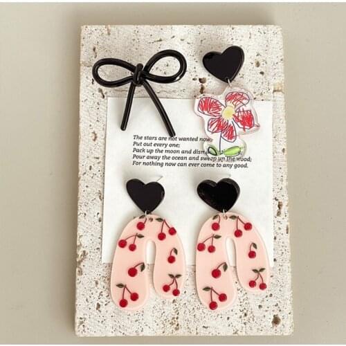 Lovely Graffiti Bow Earrings Female 2021 New Online Celebrity Sweet Temperament Earrings Advanced Atmospheric Earrings