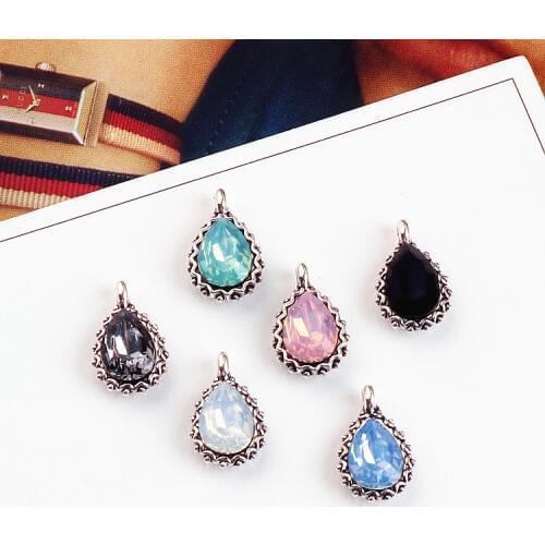 SexeMara Vintage Pendants