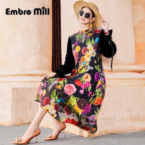 Autumn New Product High-End Luxury Vintage Style Stand Collar Loose Large Swing Long Velvet Jacquard Dress M-XXL