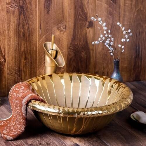Jingdezhen Ceramic Washing Basin Lotus Leaf Shaped Chinese Style European Style Seminal Hotel Toilet Artistic bathroom sink