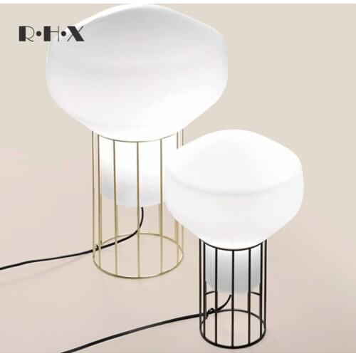Europe Light Luxurious Personality Metal Glass Cover Arts Desk Lamp Originality Concise Modern 2019 Bedside Cupboard Desk Lamp