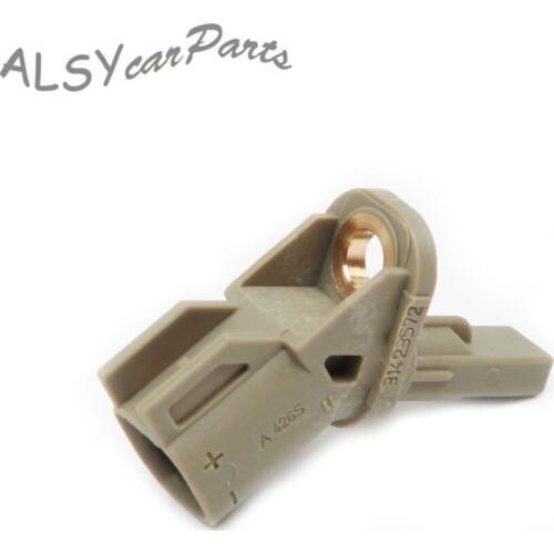 YIMIAOMO OEM 30 793 929 Front Axle Right Side ABS Sensor Wheel Speed Sensor For Volvo S60 S80 V70 XC60 31423572 31 423 572 2-Pin