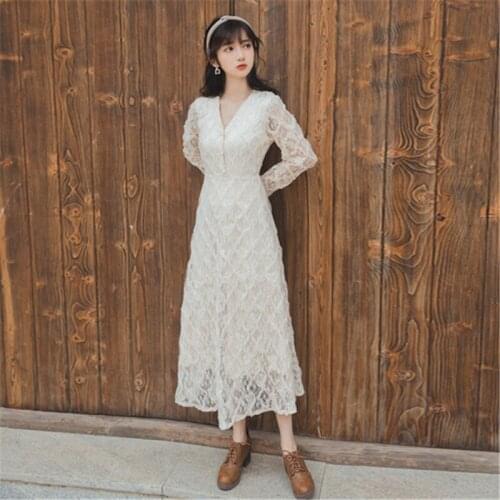 Lace dress 2020 spring new fashion v-neck solid color waist was thin temperament long dress women