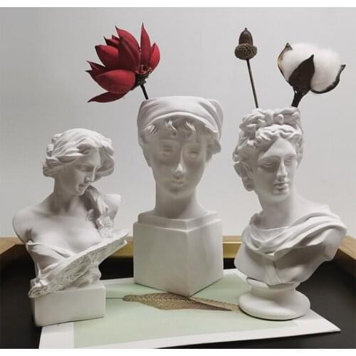 Nordic David Makeup Brush Bucket Pen Holder Storage Box Vase Resin Ornaments Home Livingroom Desktop Sculpture Crafts Decoration