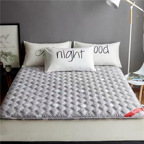 High Quality Cotton Fold Tatami Mattress Student Dormitory Single Double Bed Mattress Topper Tatami Thick Warm Mat With Straps