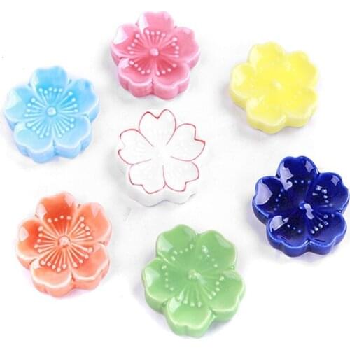 100pcs Japanese-style cherry blossom ceramic chopstick holder Rack Home Decoration Ceramic handicraft ornaments pen holder