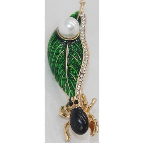2018 new fashion enamel dripping oil leaf beetle pearl brooch