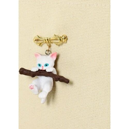 Down branch cat Brooches Custom Cute pendant Animal Corsage Brooches for Bag Coat Lapel Jewelry Birthday gifts for children