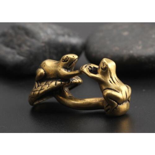 Collection Chinese Brass Carved Animal double frog Exquisite Small Statues Gift
