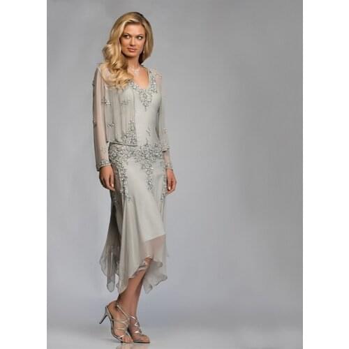2021 Silver Chiffon Mother of the Bride Groom Dresses with Jackets for Summer Wedding Party Gowns Tea Length Lace Godmother