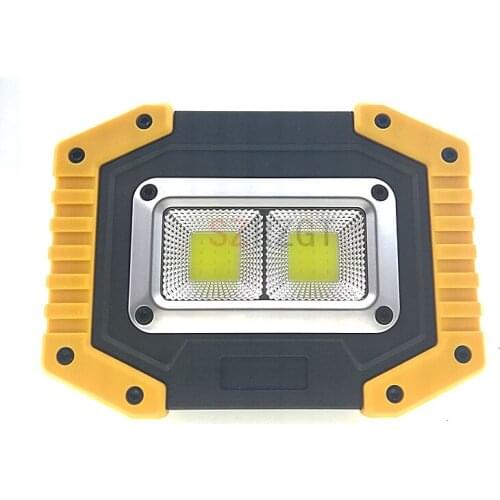 Super Bright LED Portable Spotlight 5V USB Rechargeable Outdoor Lighting 400LM Led Flood Light Led Spotlight For Hunting Camping