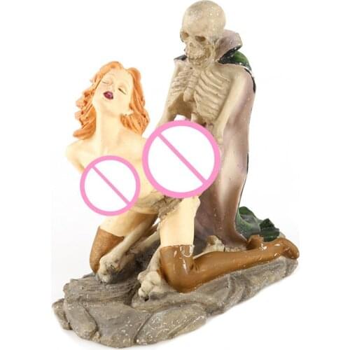 Art Figurine Vivid Sexy Resin Eye-catching Couple Sculpture Novelty Desk Statue Ornament Wear-resistant Waterproof for Home