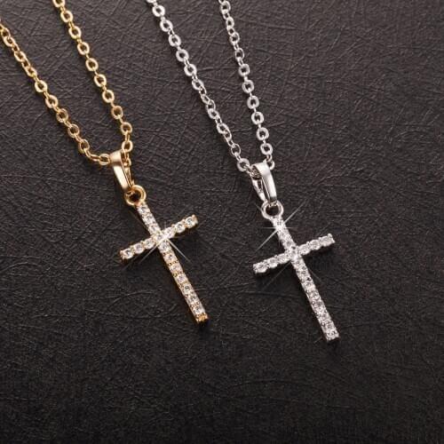 Fashion Female Cross Pendants Necklace Crystal Jesus Cross Pendant Necklaces for Men Women Party Jewelry Ornament Gift