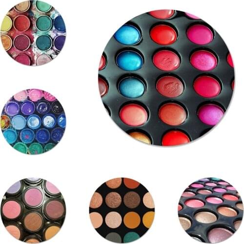 Watercolor palette Make-up Eye Shadow Icons Pins Badge Decoration Brooches Metal Badges For Backpack Decoration 58mm