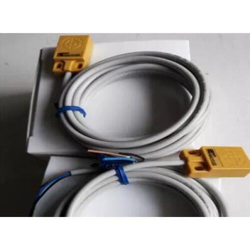 Free Shipping 2pcs/lot new Switch TL-W5MC2 flat inductance type three wire NPN normally closed sensor