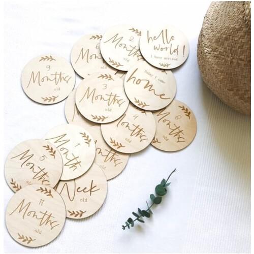 Promot hot sale newborn gift sign Wooden baby milestone plaques 15 pc