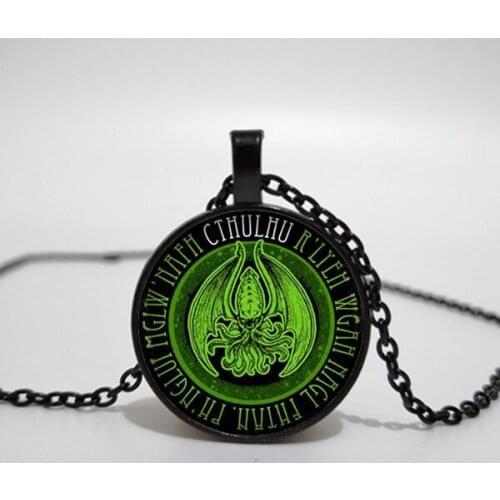 Fashion Kraken Cthulhu Pendant and Necklace Cabochon Retro Long Silver Chain Necklace Glass Necklace Men and Women Pendant