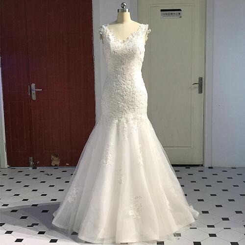 RSW1442 V Neckline Lace Appliques Beaded Mermaid Wedding Gowns 2018