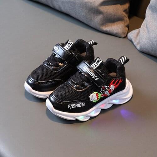 2021 Size 21-30 Kids Luminous Sneakers Children Glowing Shoes Baby Light Up Toddler Shoes Boys Girls Mesh Breathable Sneakers