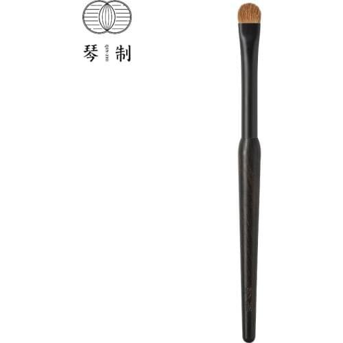 QINZHI Professional Handmade Make Up Brush Z328 Small Eye Shadow Brush Soft Resilient Weasel Hair Makeup Brushes