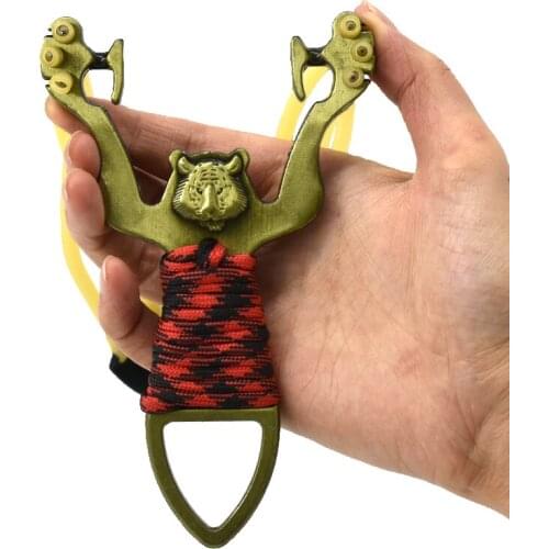 New Powerful Metal Slingshot Portable Professional Outdoor Hunting Slingshots Outdoor Competition Precision Slingshot Catapult